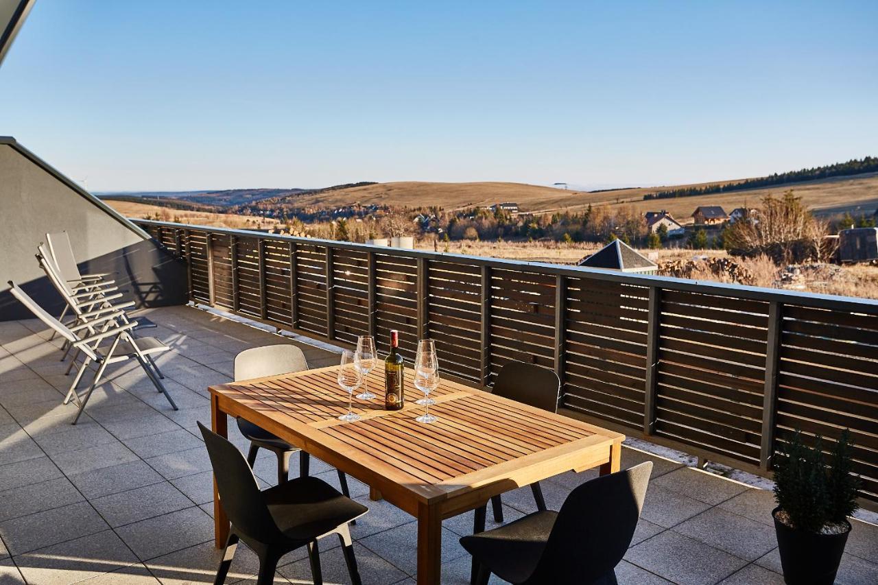 Mountain Apartments Klinovec Hexagon Loučná pod Klínovcem Exterior foto