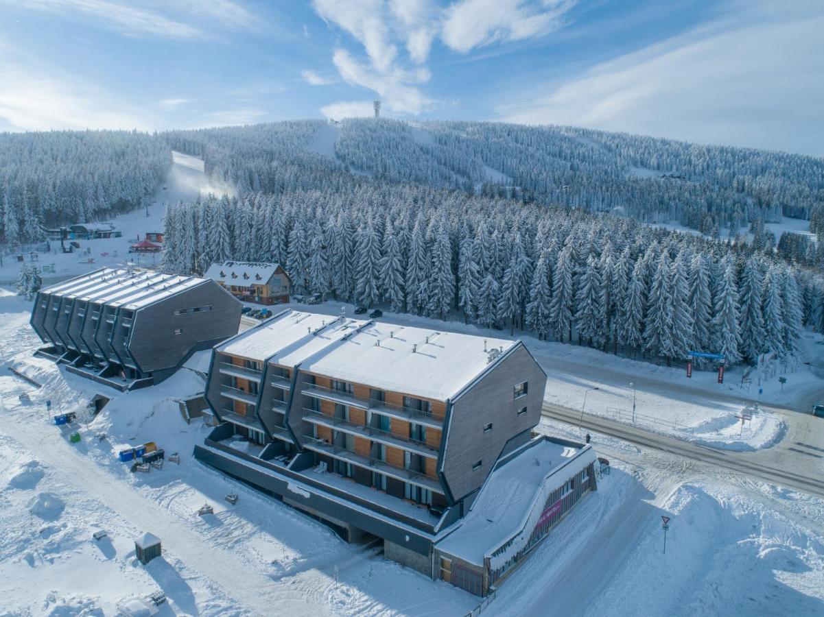 Mountain Apartments Klinovec Hexagon Loučná pod Klínovcem Exterior foto