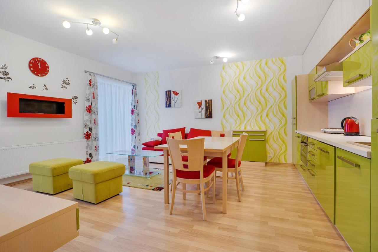Mountain Apartments Klinovec Hexagon Loučná pod Klínovcem Exterior foto